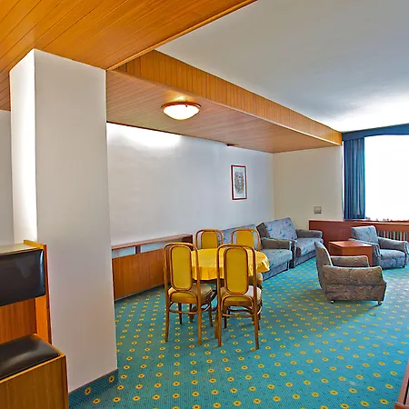 Grand Brioni Pula, A Radisson Collection 5*