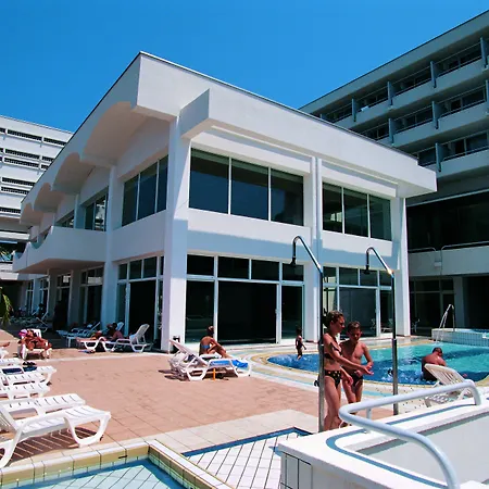 Hotel Grand Brioni Pula, A Radisson Collection