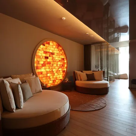 מלון Grand Brioni Pula, A Radisson Collection 5*