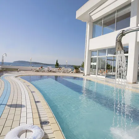 酒店 Grand Brioni Pula, A Radisson Collection 5*